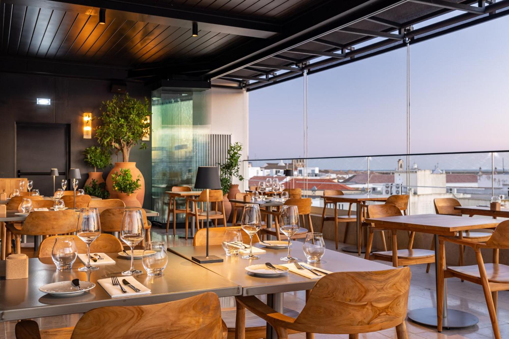 3HB Faro Hotel Luaran gambar The restaurant